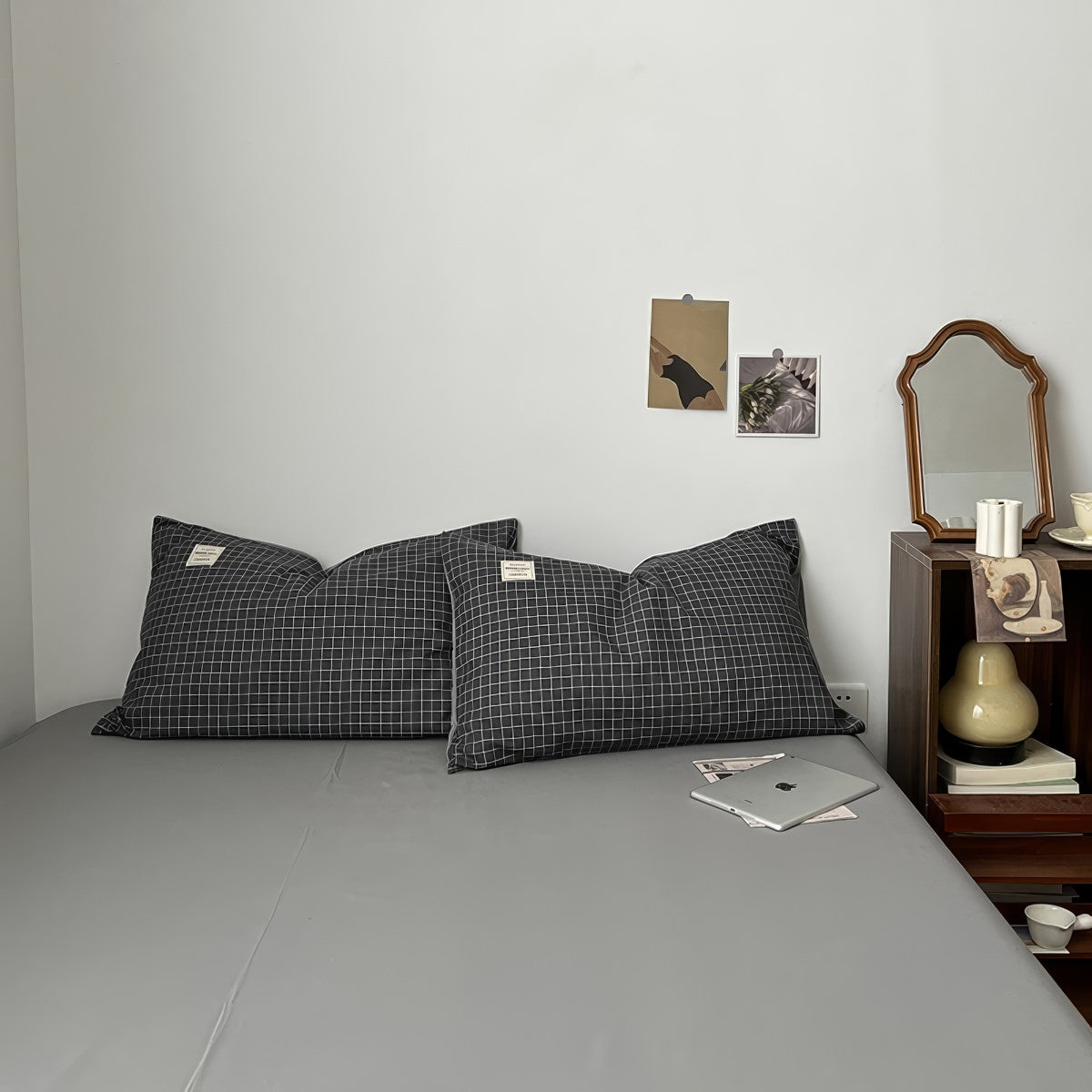 Minimalist Grey Grid Bedding Set