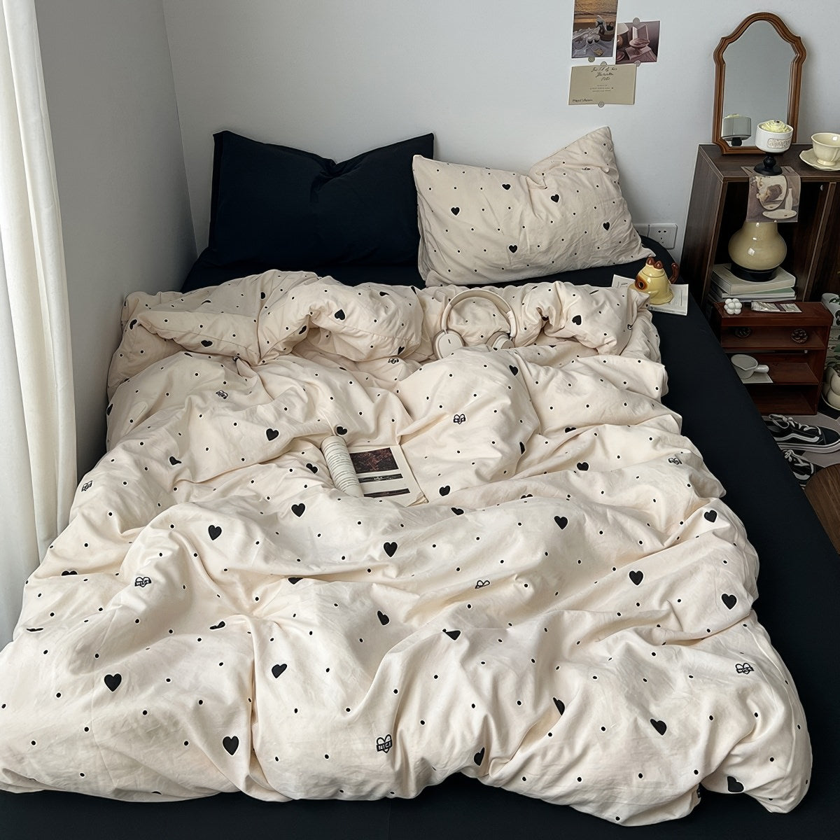 Little Hearts & Polka Dots Bedding Set